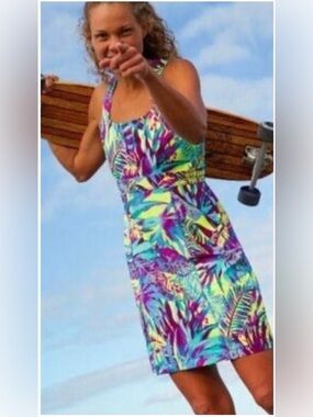 Title Nine Arabella Nimblene Halter Dress Tropical Print Shelf Bra Size 10